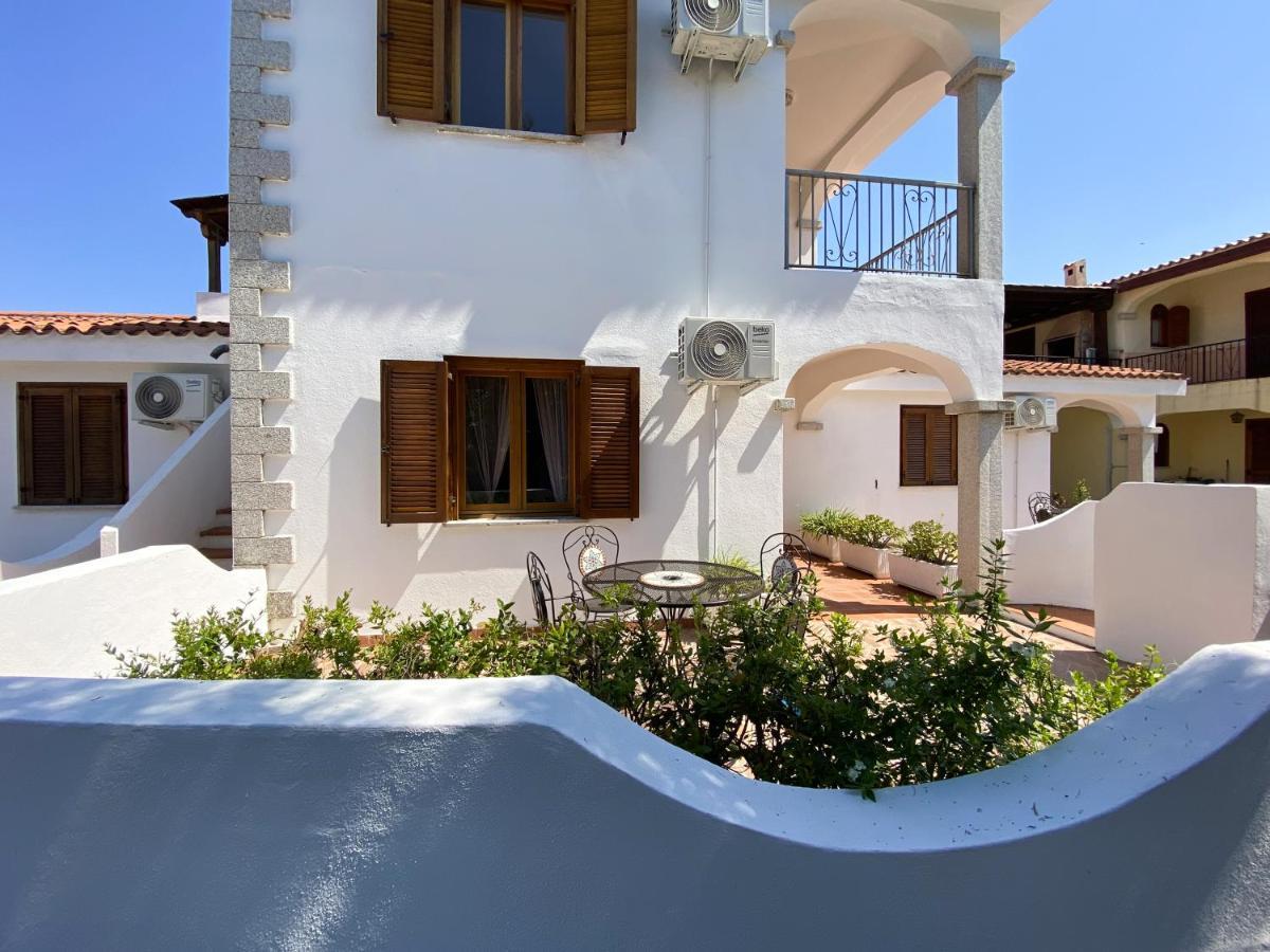 Appartamenti Residenziali Bonsai San Teodoro  Bagian luar foto