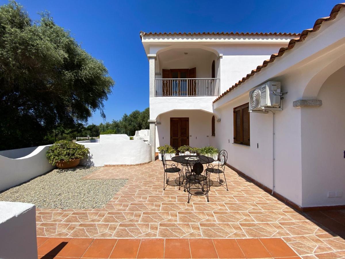 Appartamenti Residenziali Bonsai San Teodoro  Bagian luar foto