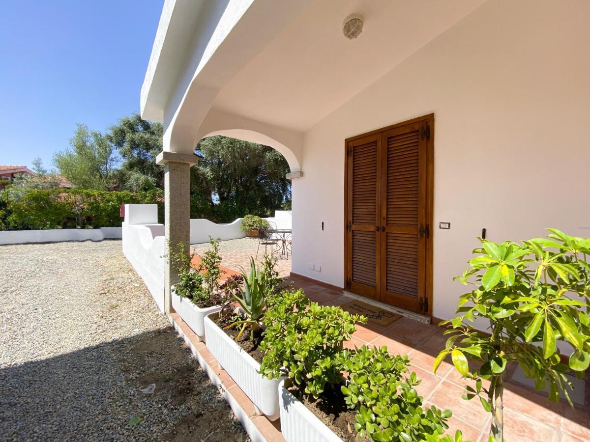 Appartamenti Residenziali Bonsai San Teodoro  Bagian luar foto